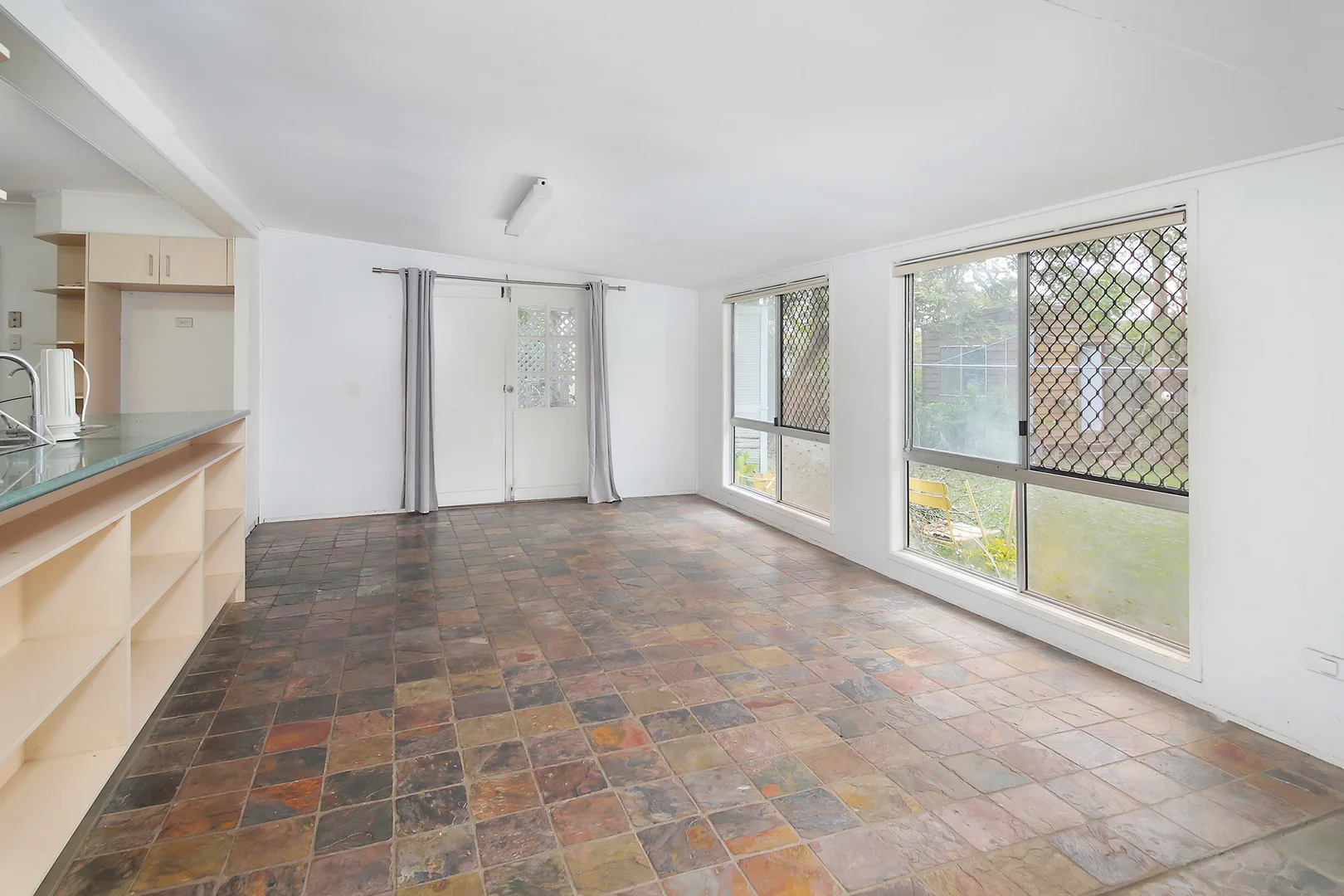 Additional image 6 of 2 Carramar Street, Loganlea QLD 4131