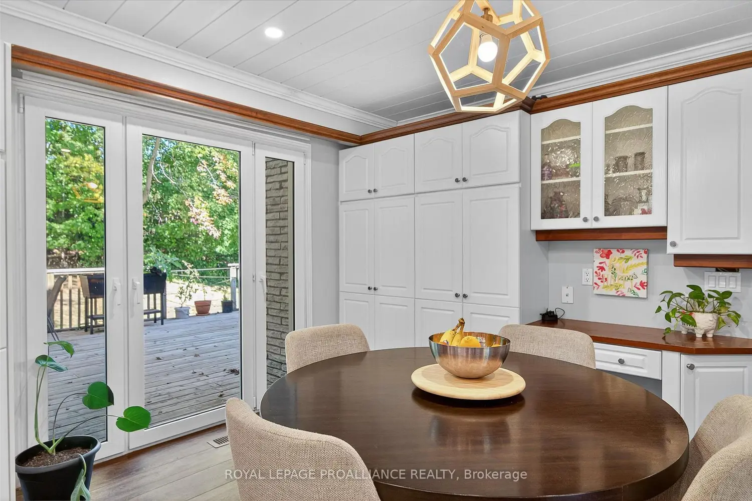 9 Leanne Avenue photo 5