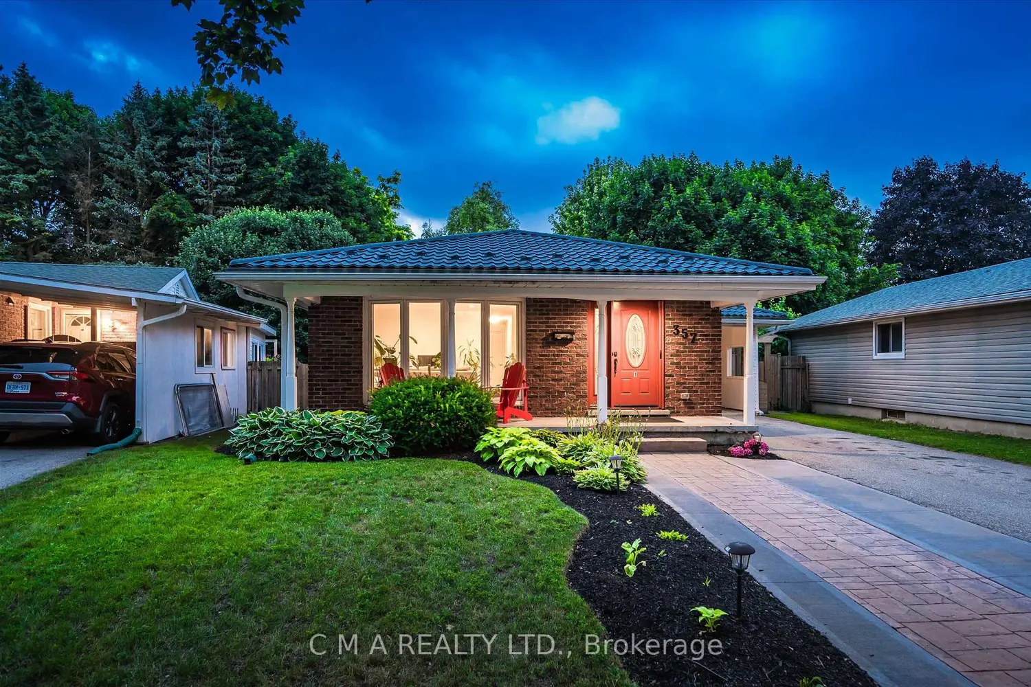 357 Grangewood Drive photo 3