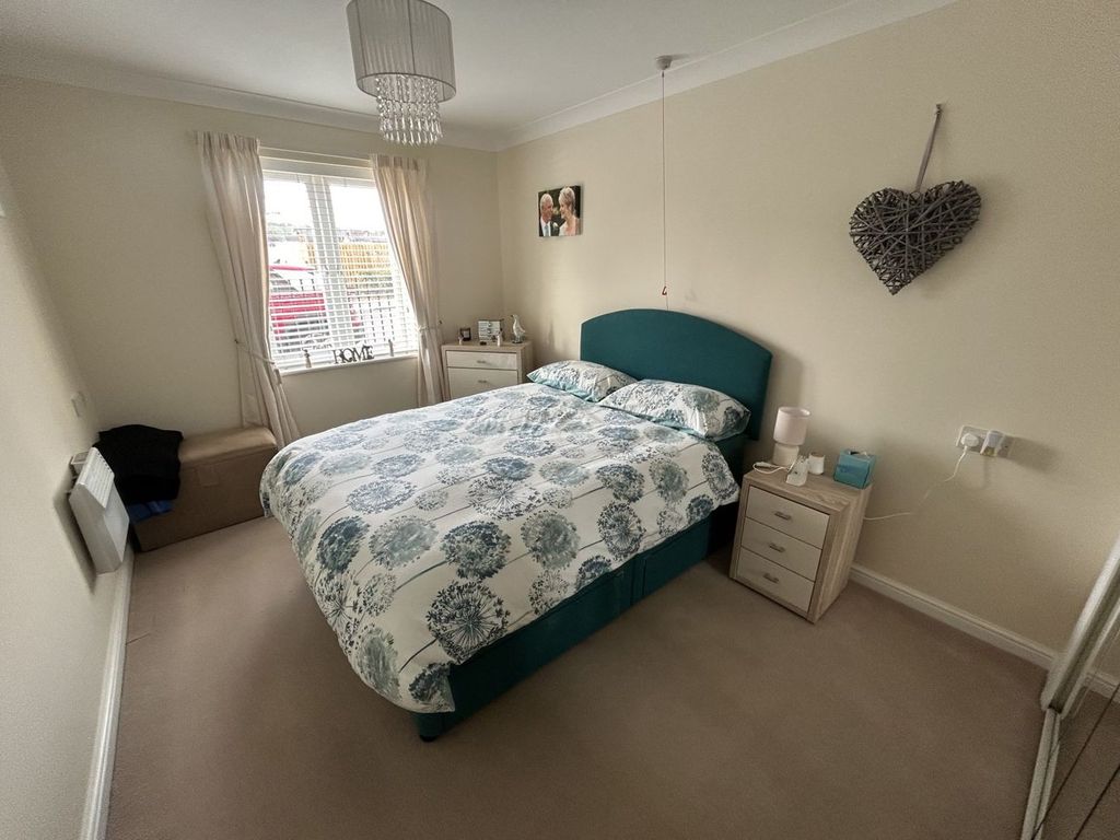 Additional image 7 of 2 bed flat for saleHeol Gouesnou, Brecon LD3