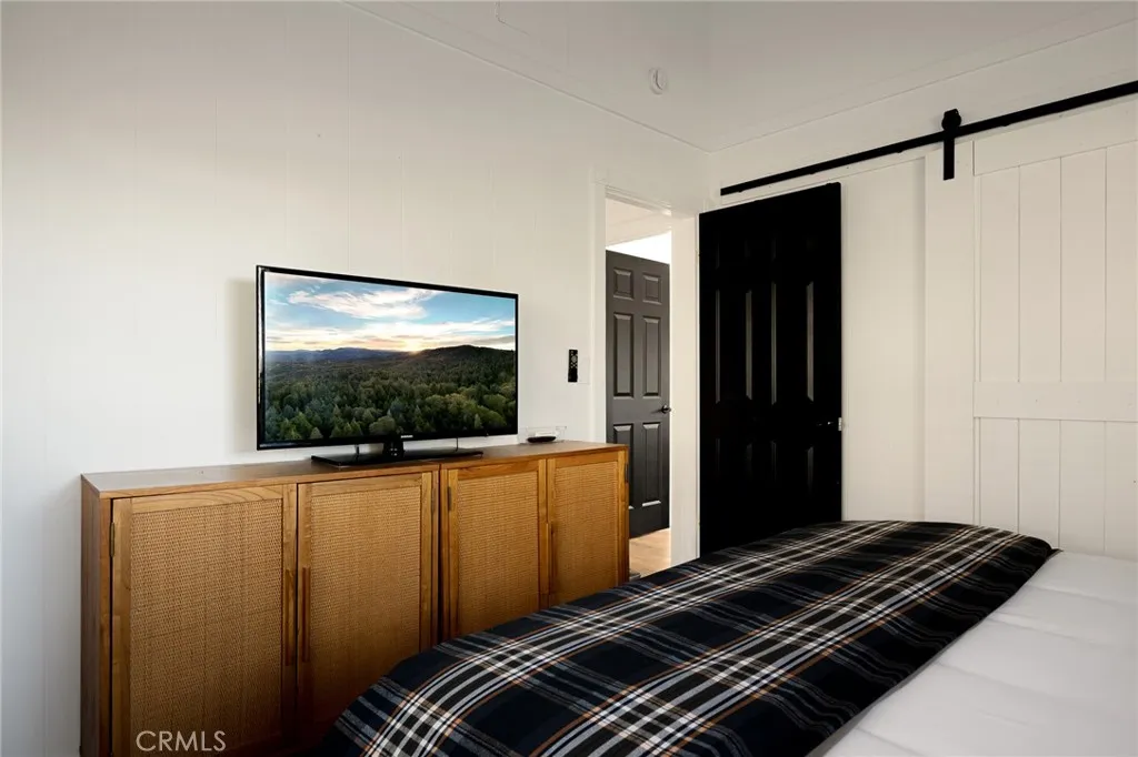 Additional image 72 of 788 Crown, Lake Arrowhead, CA 92352