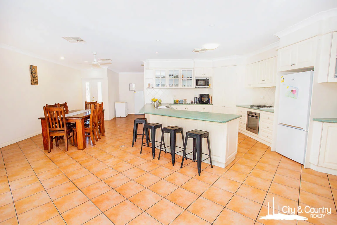 78 Fourth Avenue, Mount Isa QLD 4825