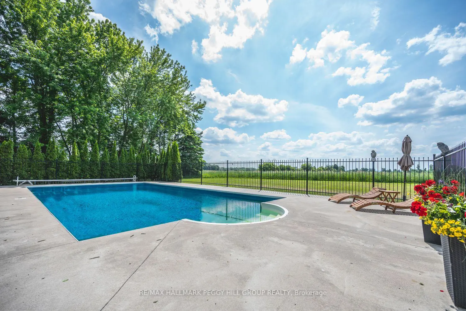 Additional image 13 of 8464 6Th Line