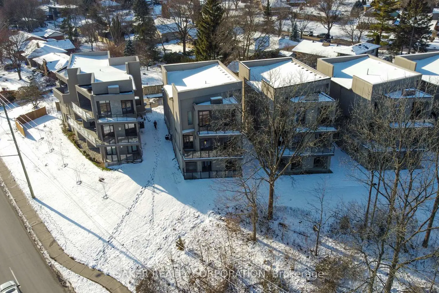 495 Oakridge Drive 11 photo 2