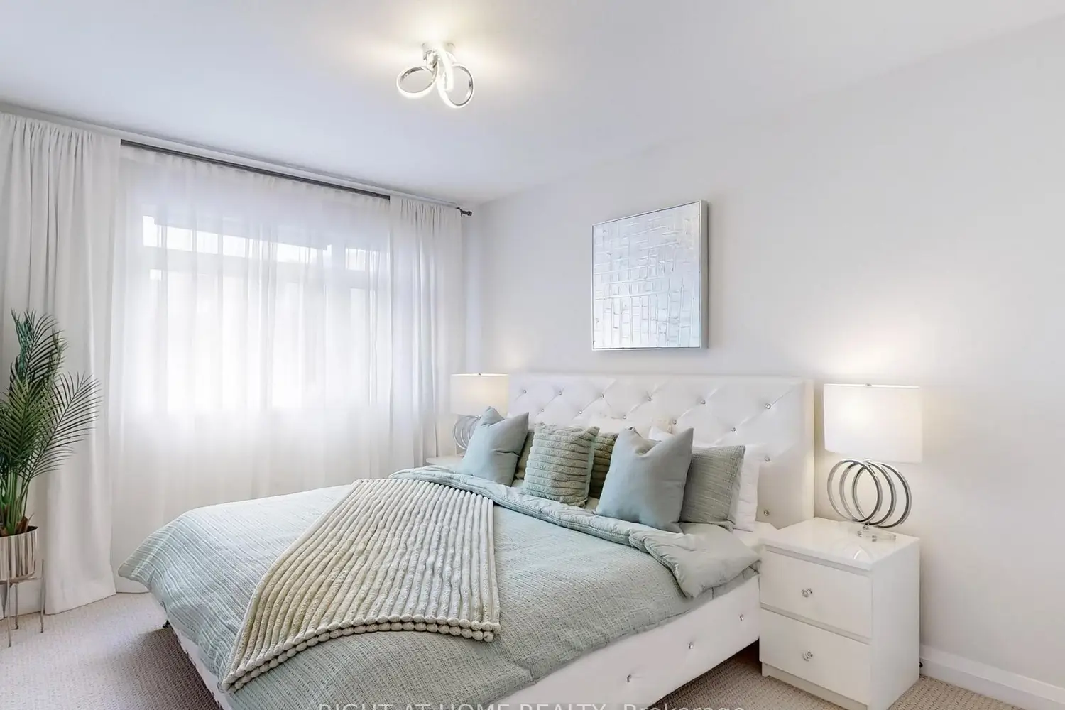 Additional image 8 of 35 Midhurst Heights 30