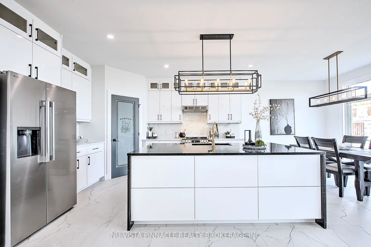 4248 Liberty Crossing photo 3