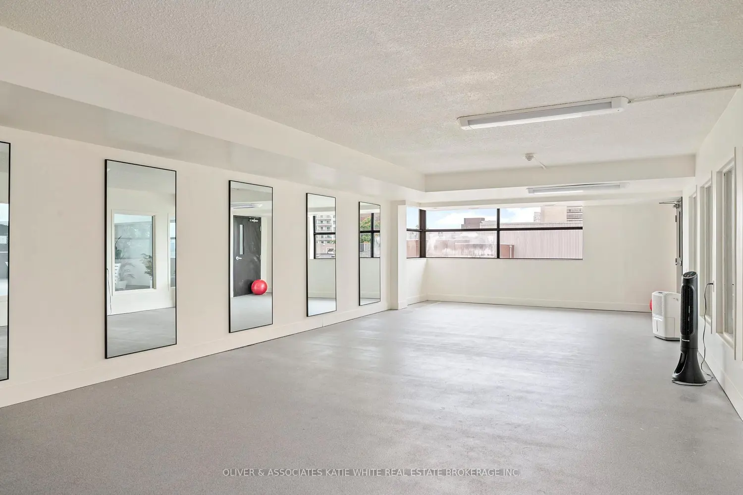 Additional image 13 of 380 King Street 1507