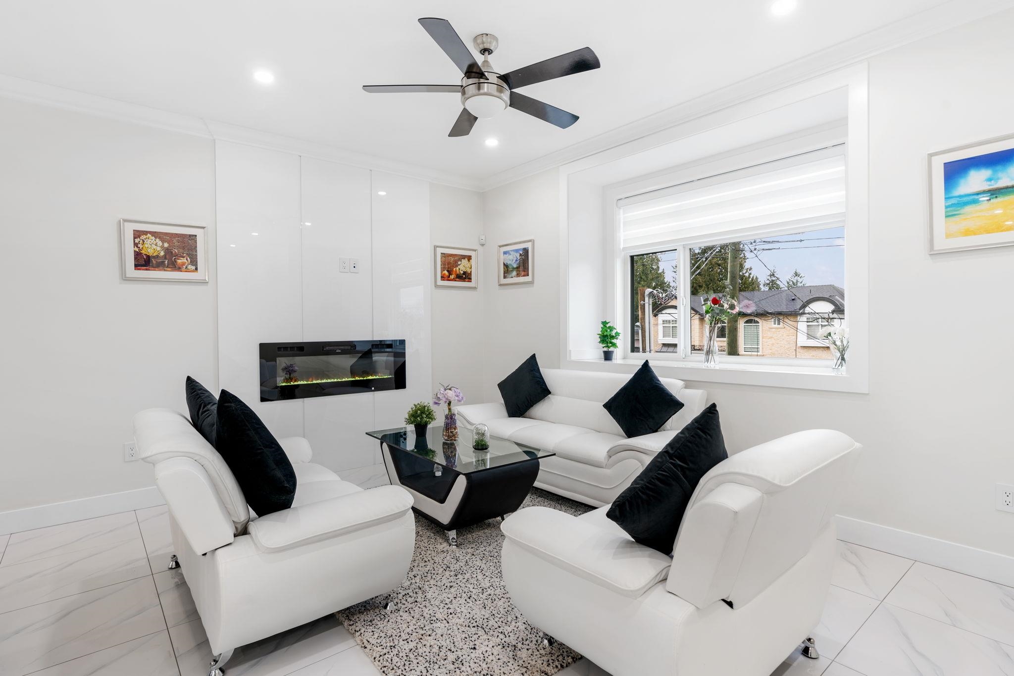 Additional image 4 of 2-8464 15th Avenue, Burnaby, BC, V3N 1Y2