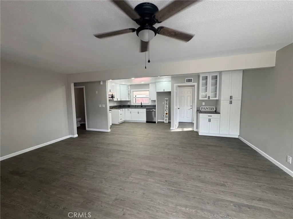 Additional image 7 of 318 W Avenue J10, Lancaster, CA 93534