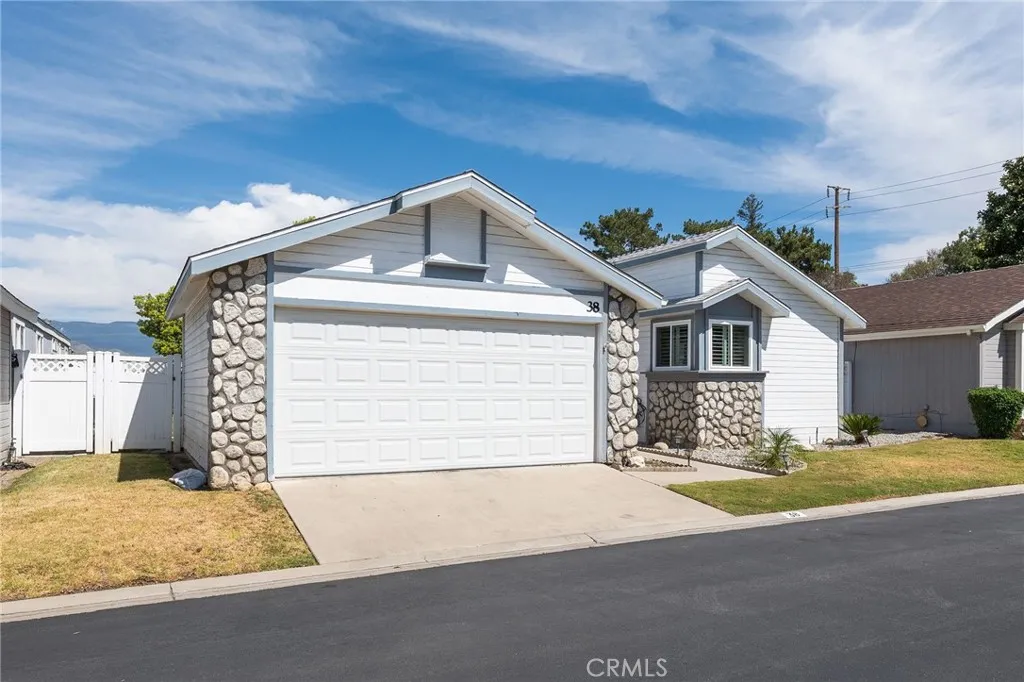 Additional image 3 of 140 W Pioneer Avenue Unit 38, Redlands, CA 92374