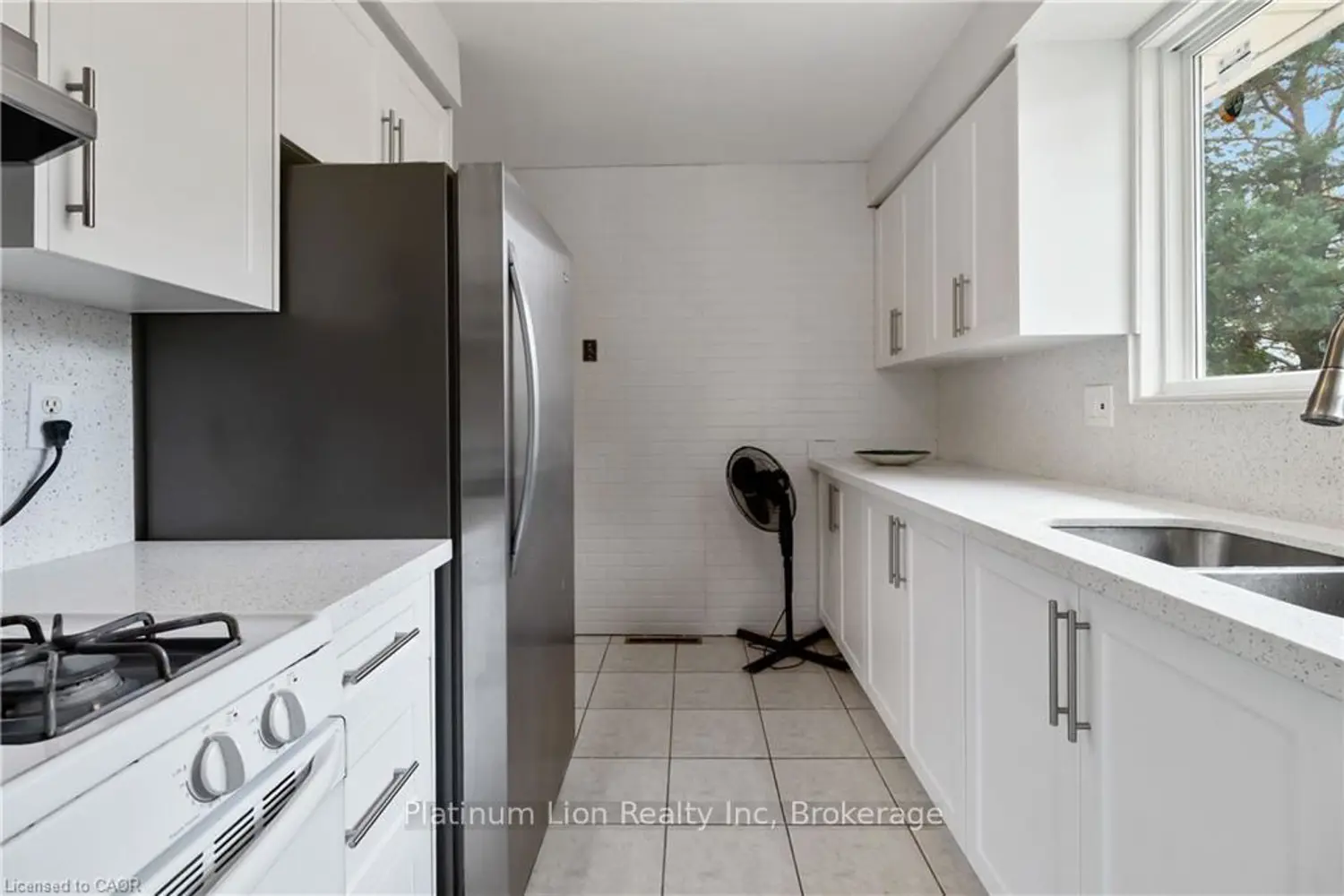 Additional image 6 of 6 Equestrian Court