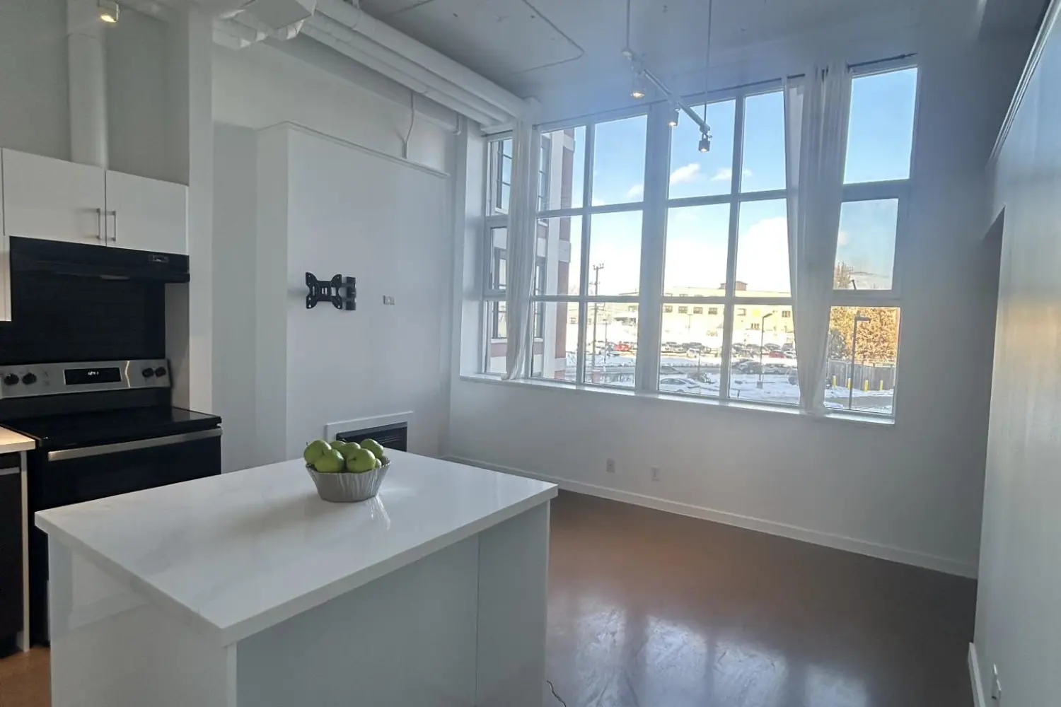 Additional image 7 of 410 King Street 207