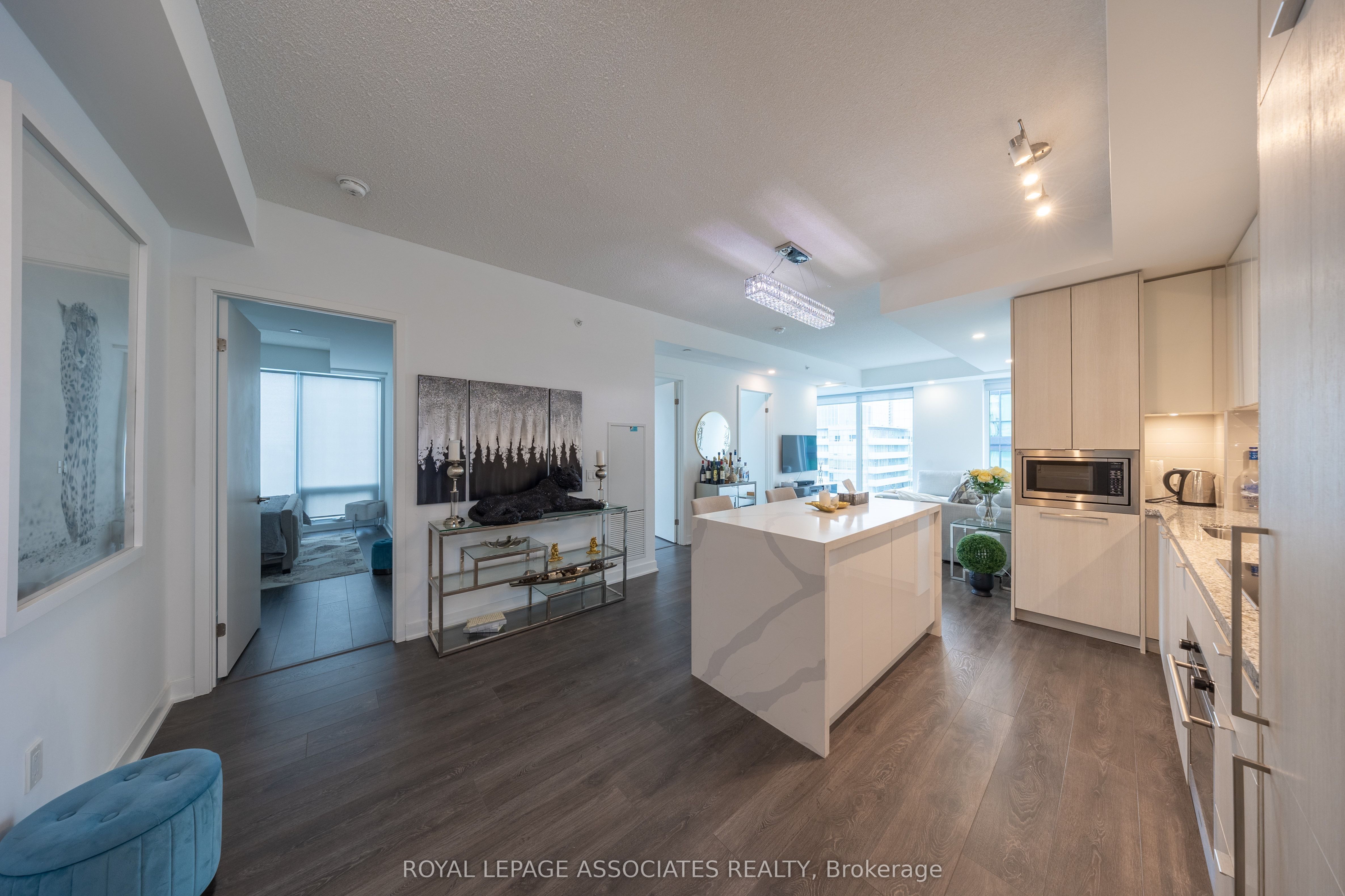 Additional image 3 of 5206-125 Blue Jays Way, Toronto, ON, M5V 0N5