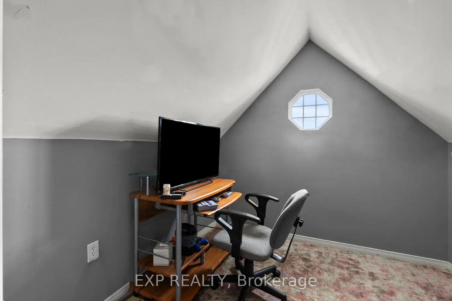 Additional image 7 of 5692 North Street