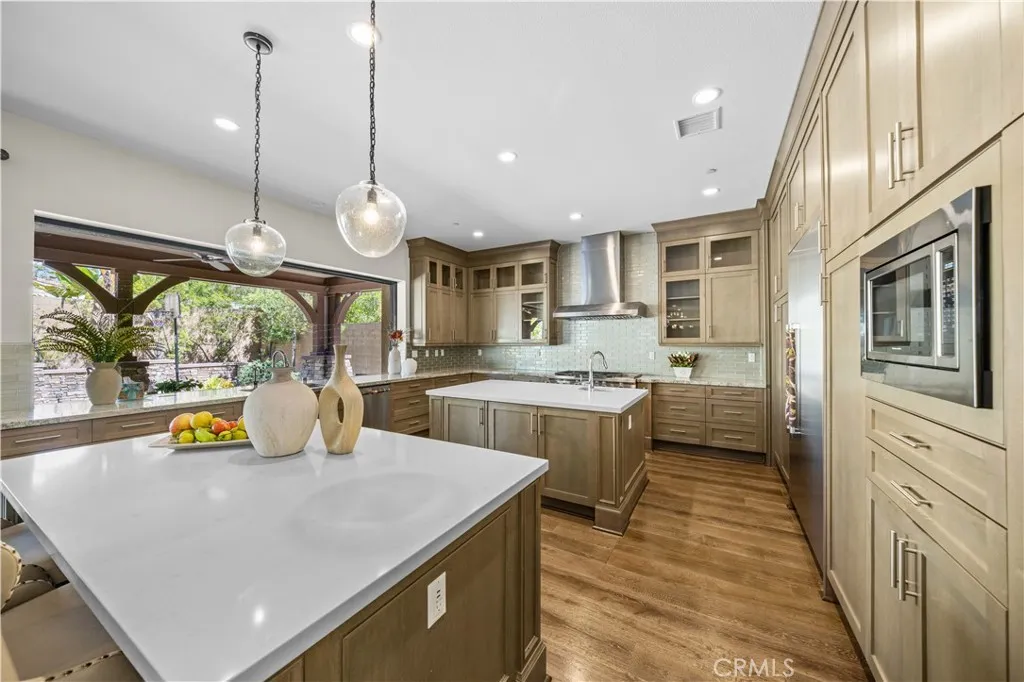 Additional image 81 of 127 Cruiser, Irvine, CA 92618