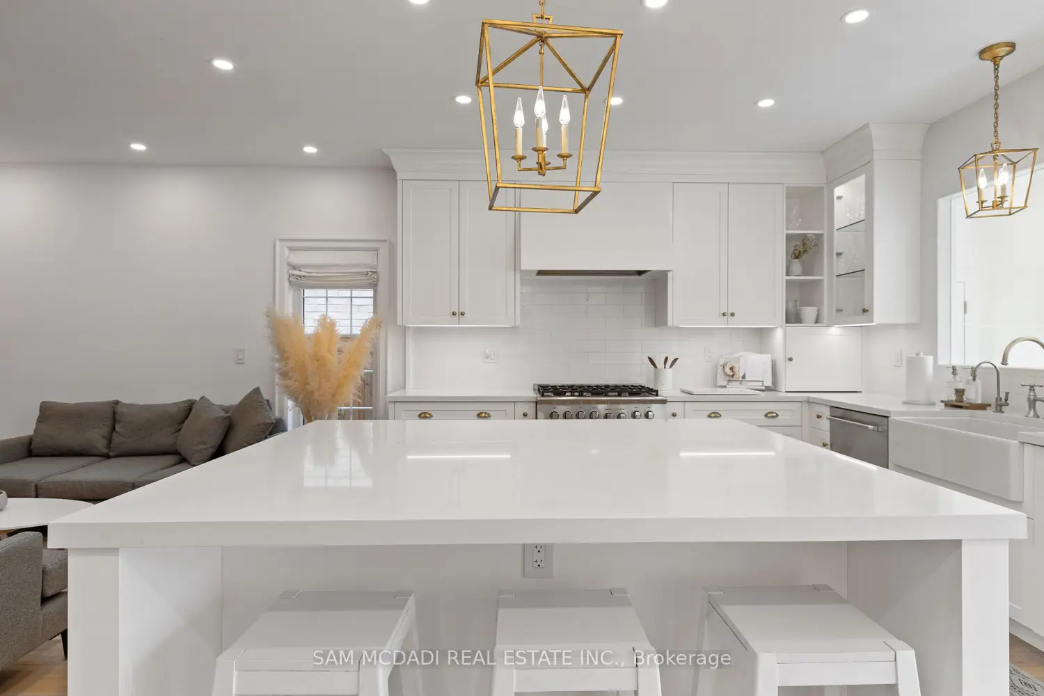 Additional image 6 of 4 Iroquois Avenue