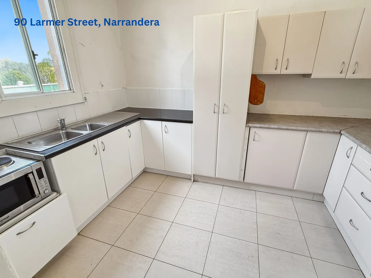 Additional image 4 of 90-96 LARMER STREET, Narrandera NSW 2700