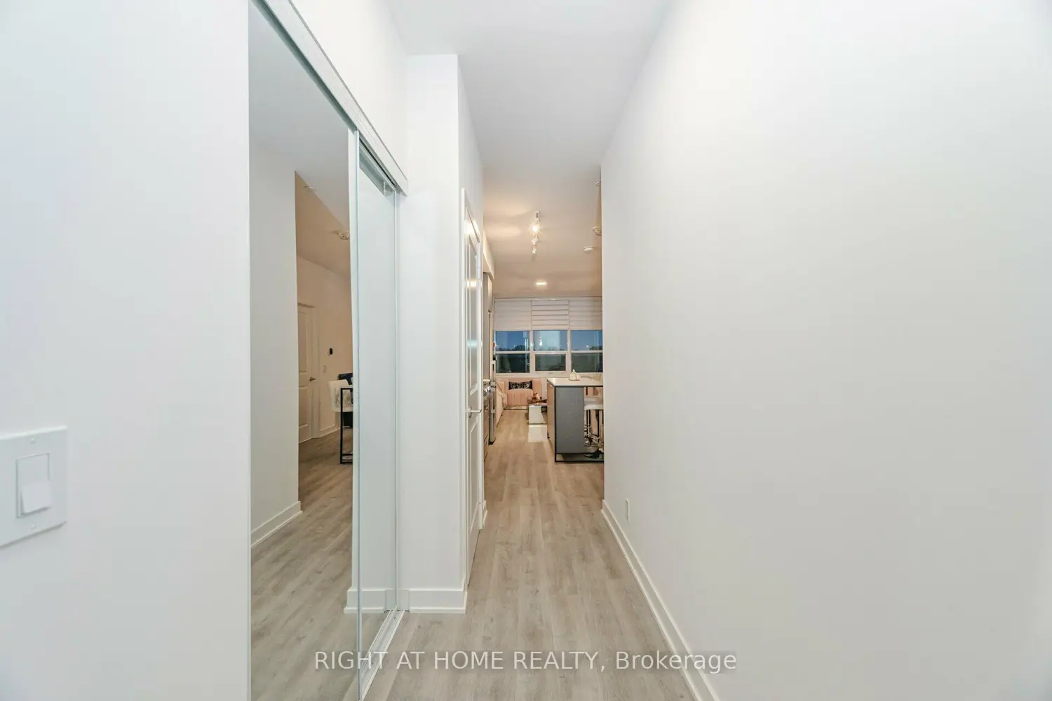 Additional image 6 of 50 Upper Mall Way B-226