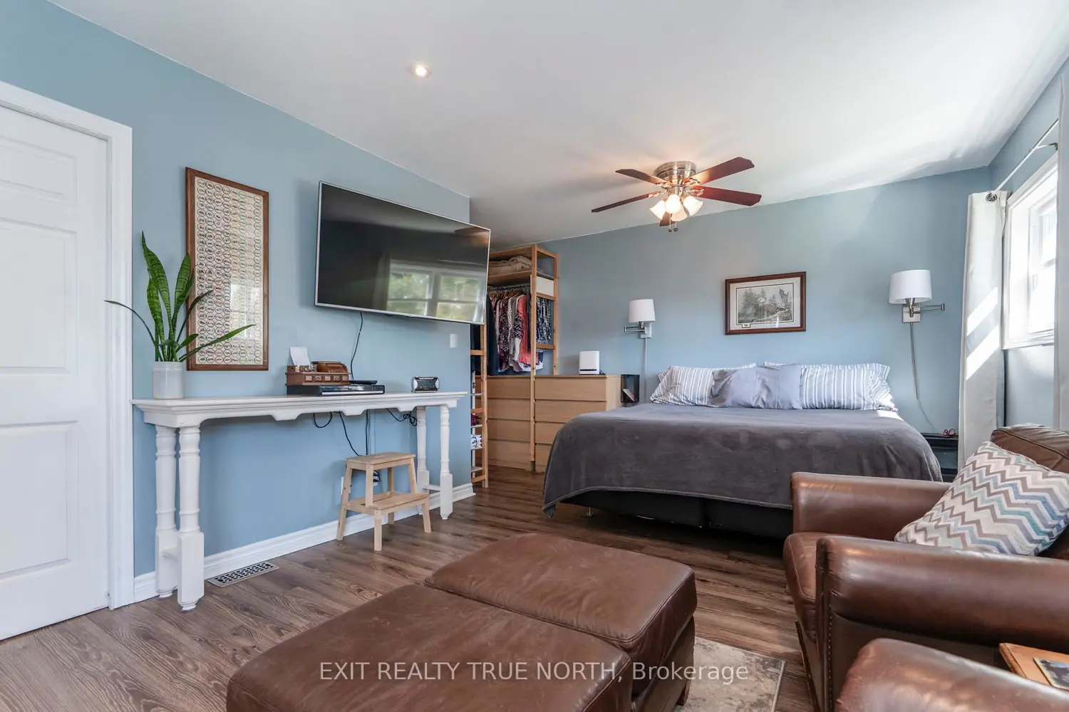 Additional image 9 of 8254 93 Highway