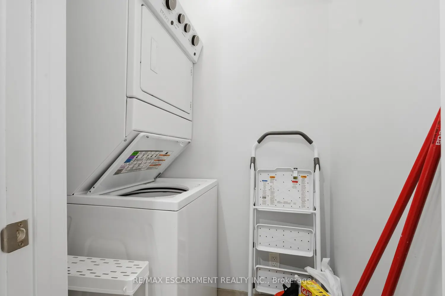 Additional image 13 of 101 Locke Street 309