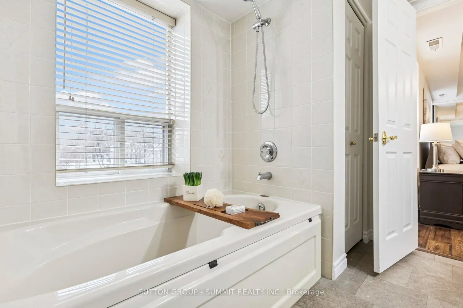 Additional image 16 of 281 Bristol Street 401