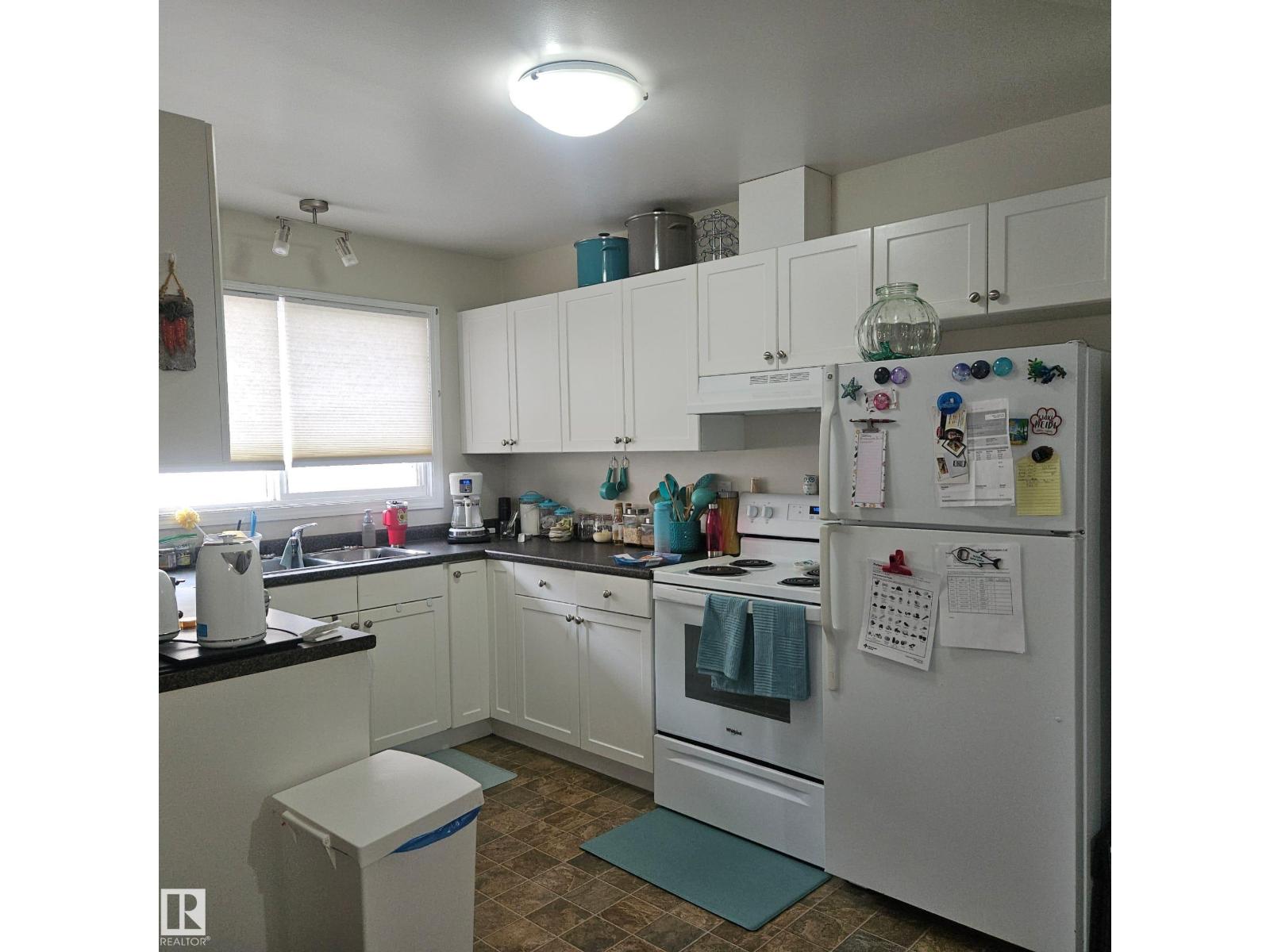 Additional image 5 of 8315 69 Avenue NW, Edmonton, AB, T6C0A1