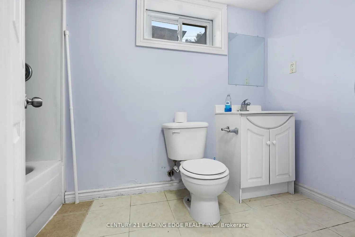 Additional image 11 of 96 Oakes Avenue