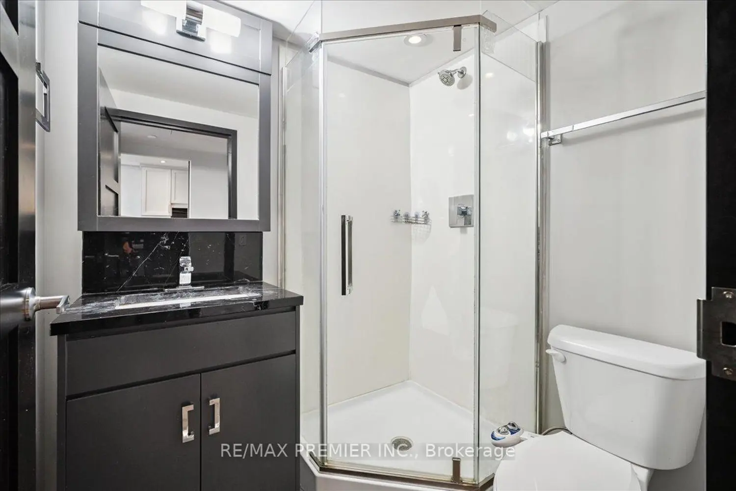 Additional image 9 of 330 Phillip Street S1007