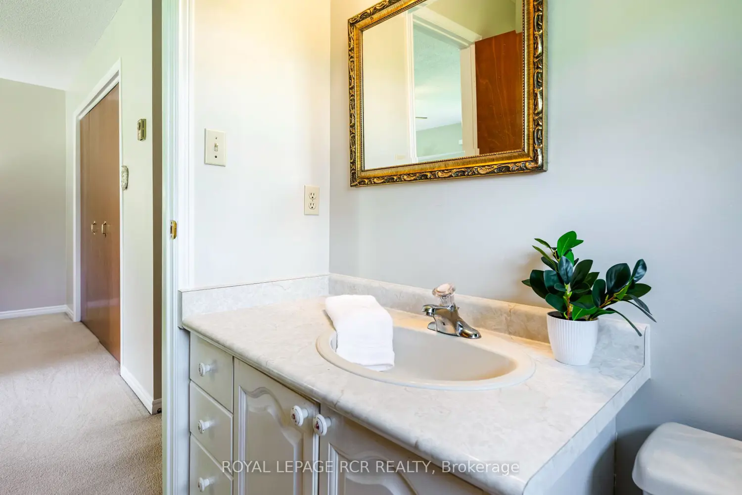 Additional image 8 of 2534 Highpoint Side Road