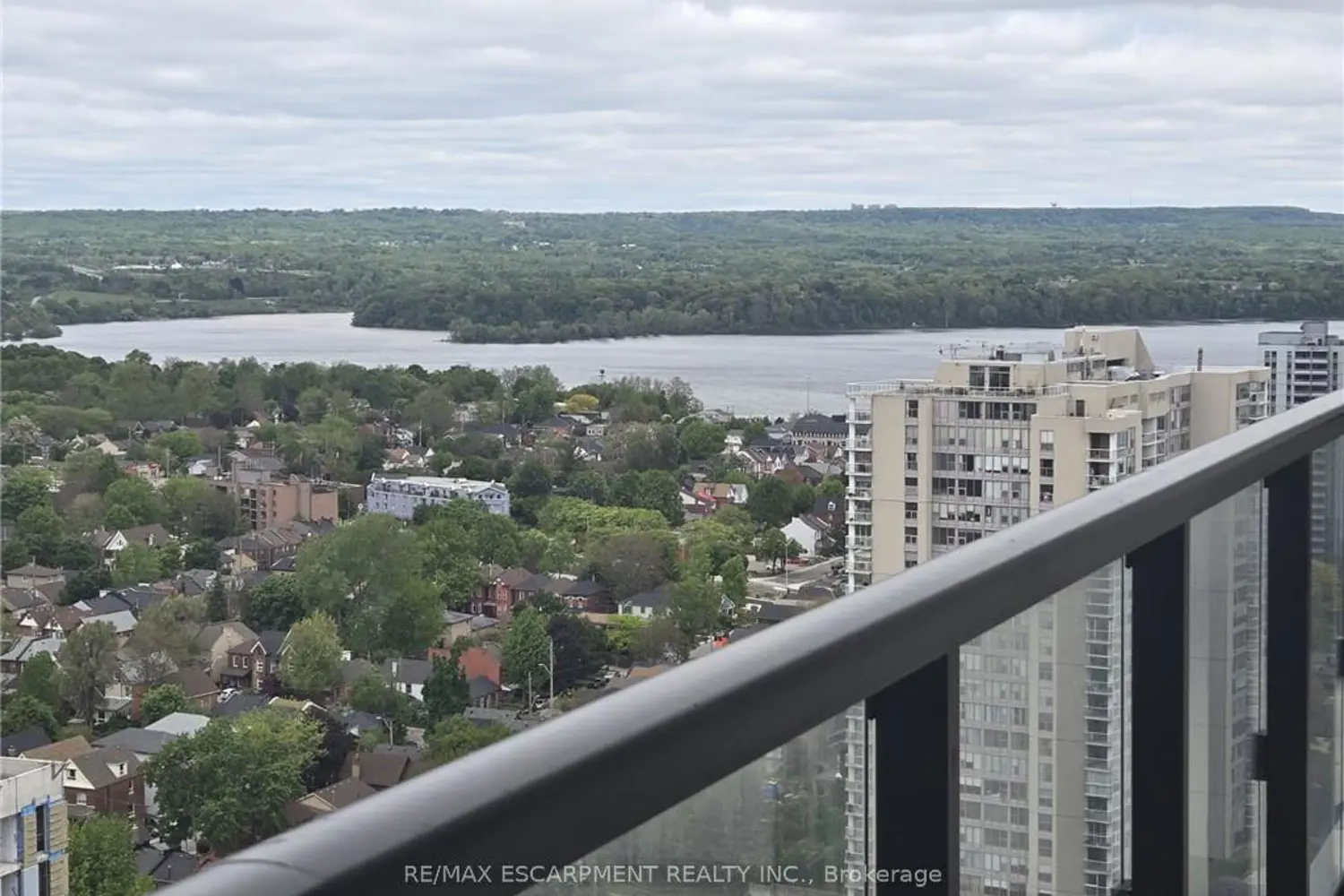 Additional image 3 of 15 Queen Street 2304