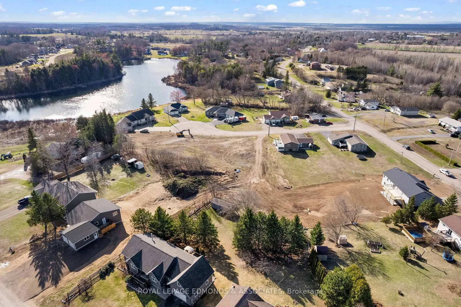 Additional image 4 of 5 Mapleview Court