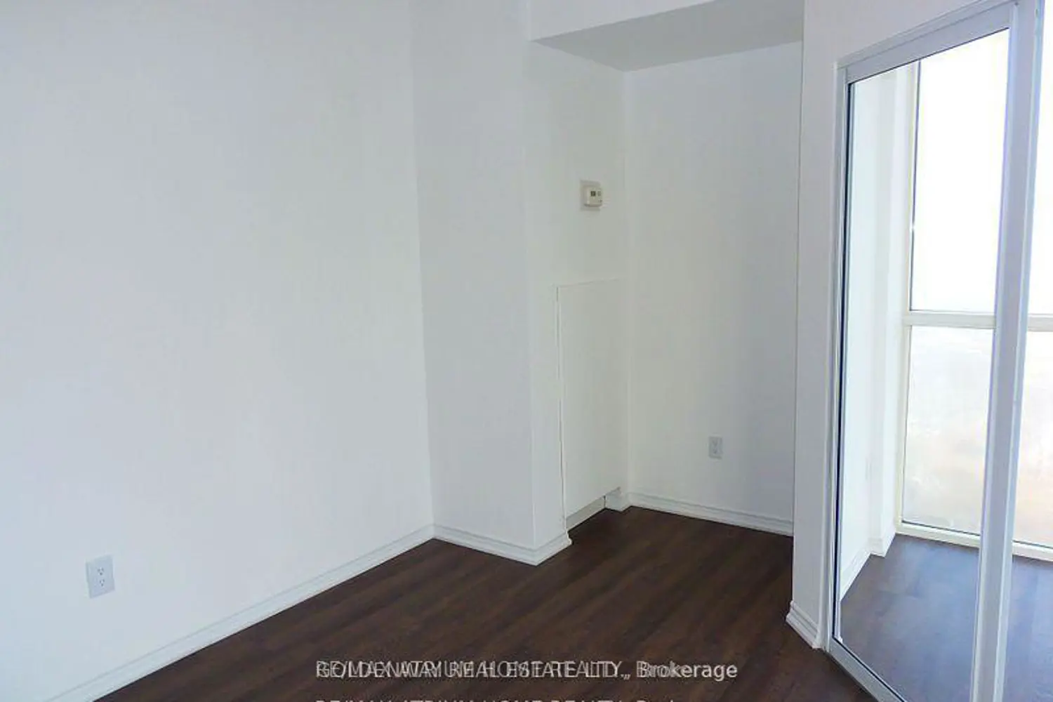 Additional image 3 of 7 Concorde Place 2901