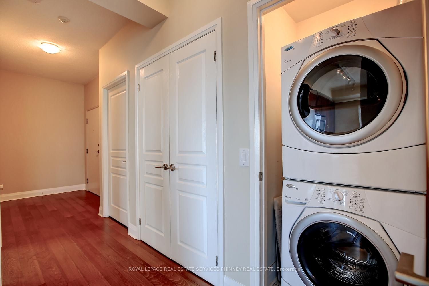 Additional image 4 of 806-1 Hurontario Street, Mississauga, ON, L5G 0A3