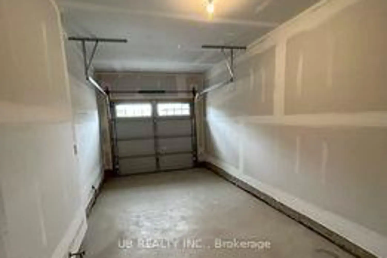 Additional image 11 of 381 Vanilla Trail