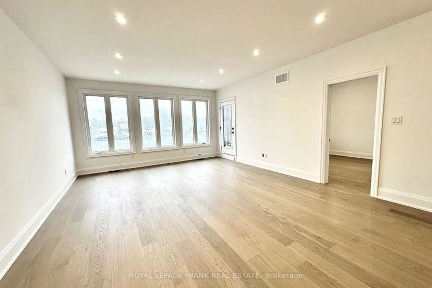 Additional image 7 of 34 Pond Street