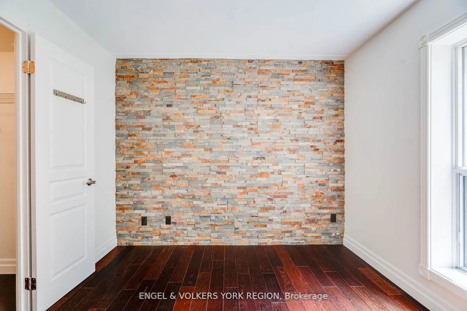 Additional image 12 of 1174 Yonge Street 203