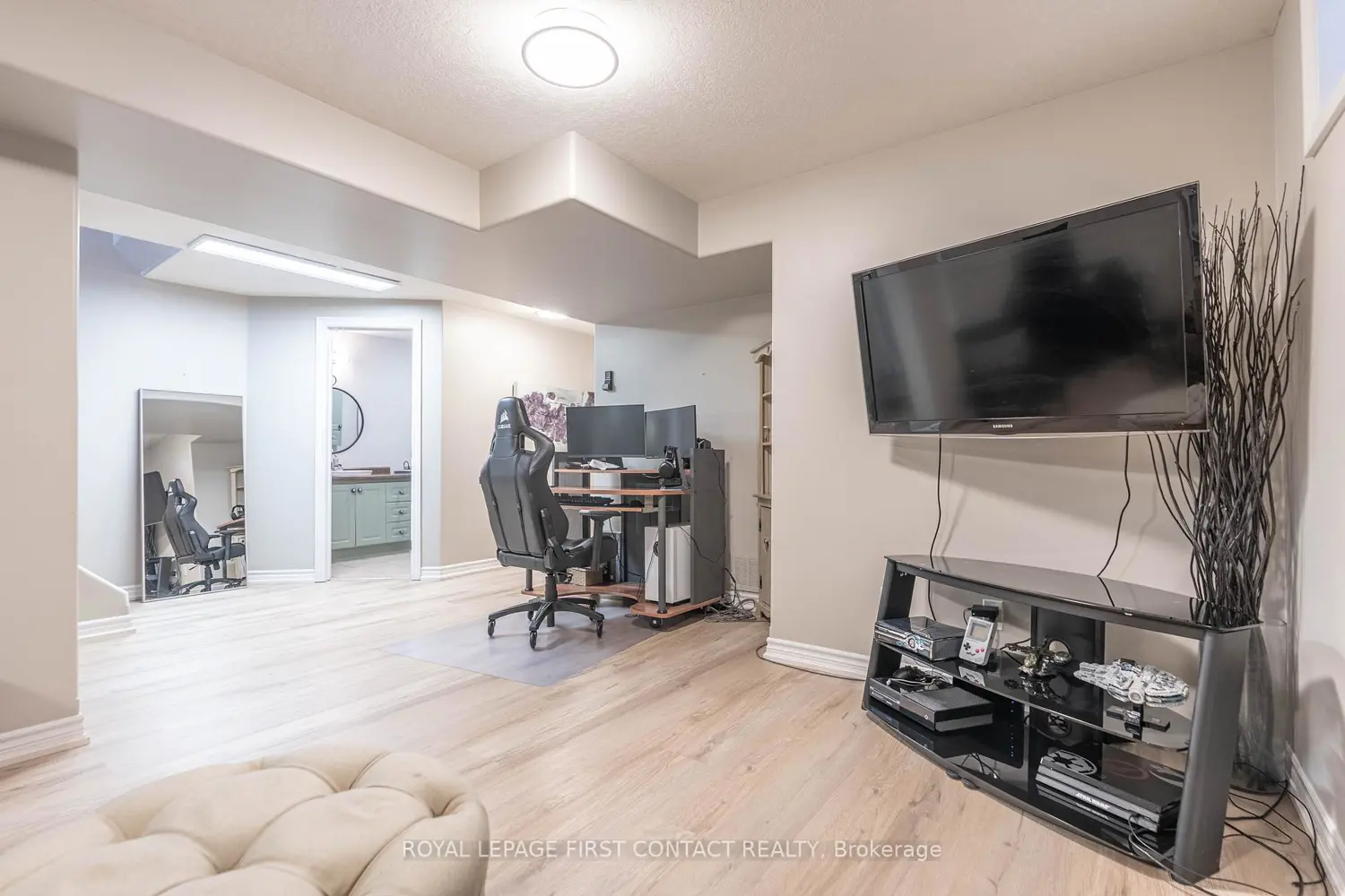 Additional image 11 of 10 Wismer Avenue