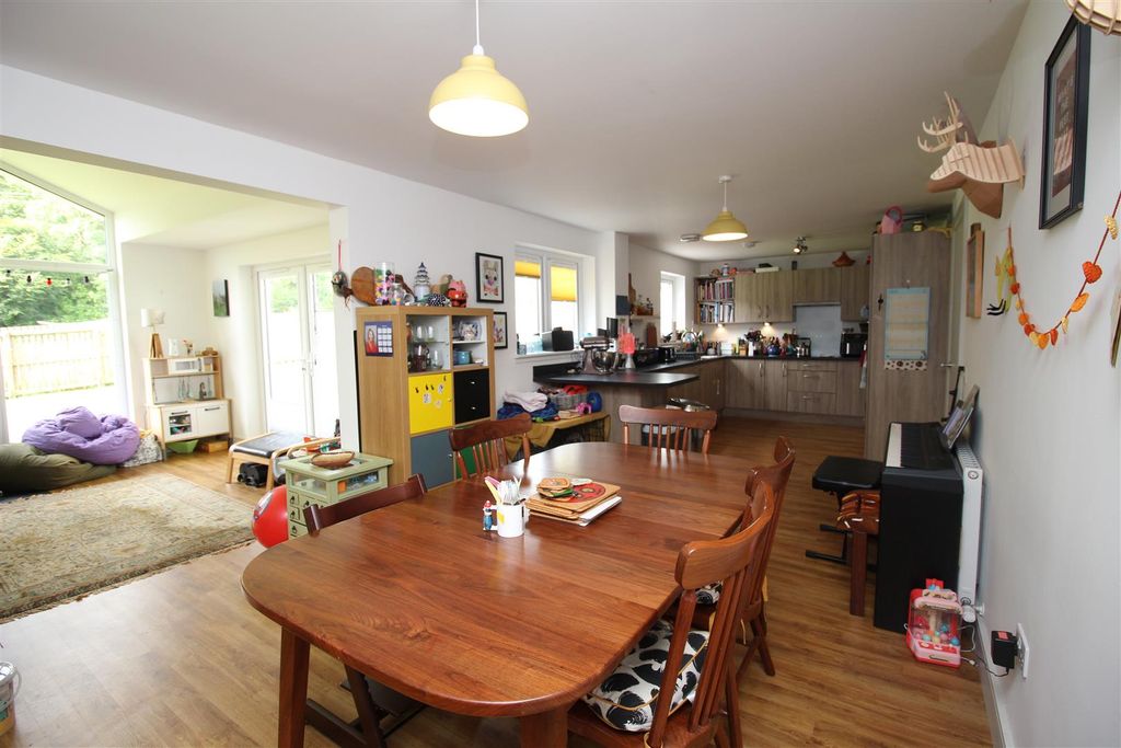 Additional image 12 of 5 bed detached house for saleRuighard Place, Inverness IV3