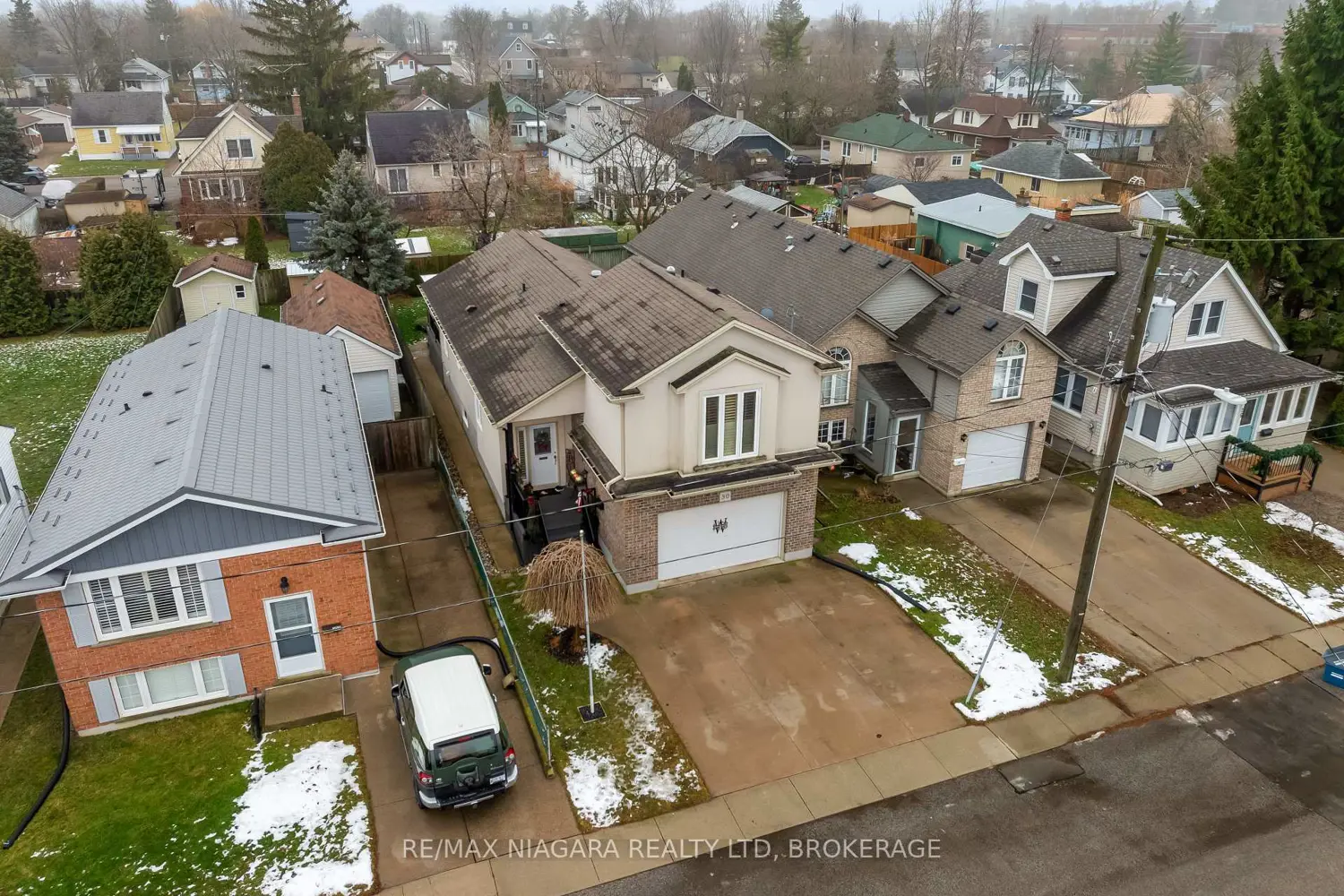 Additional image 10 of 30 Ball Avenue