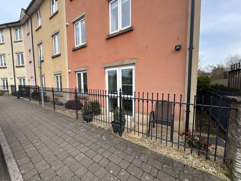 Additional image 13 of 2 bed flat for saleHeol Gouesnou, Brecon LD3