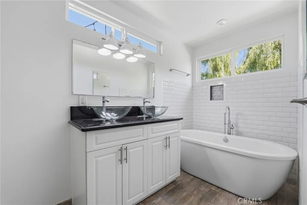 Additional image 12 of 5857 E Mezzanine Way, Long Beach, CA 90808