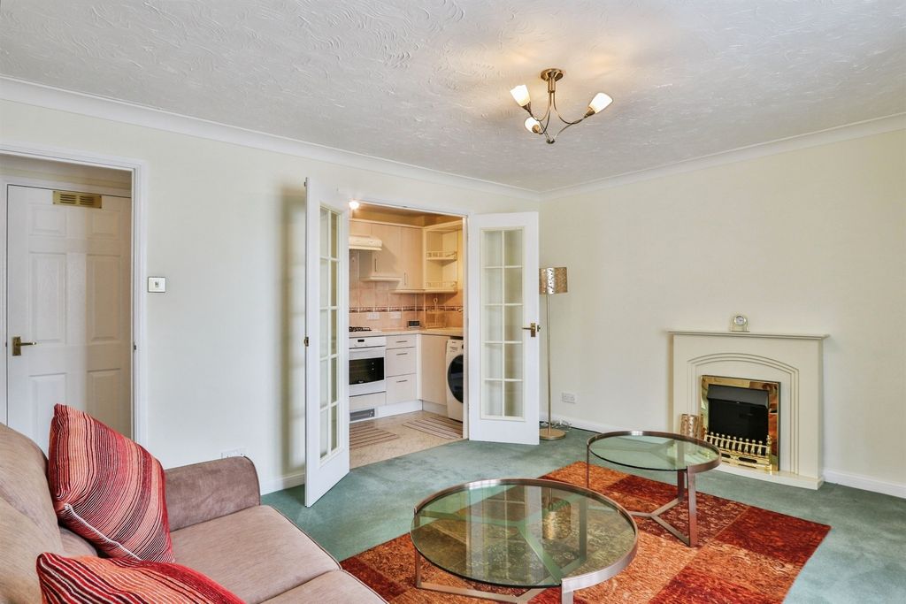 Additional image 3 of 1 bed flat for saleGoldenleas Drive, Bournemouth BH11