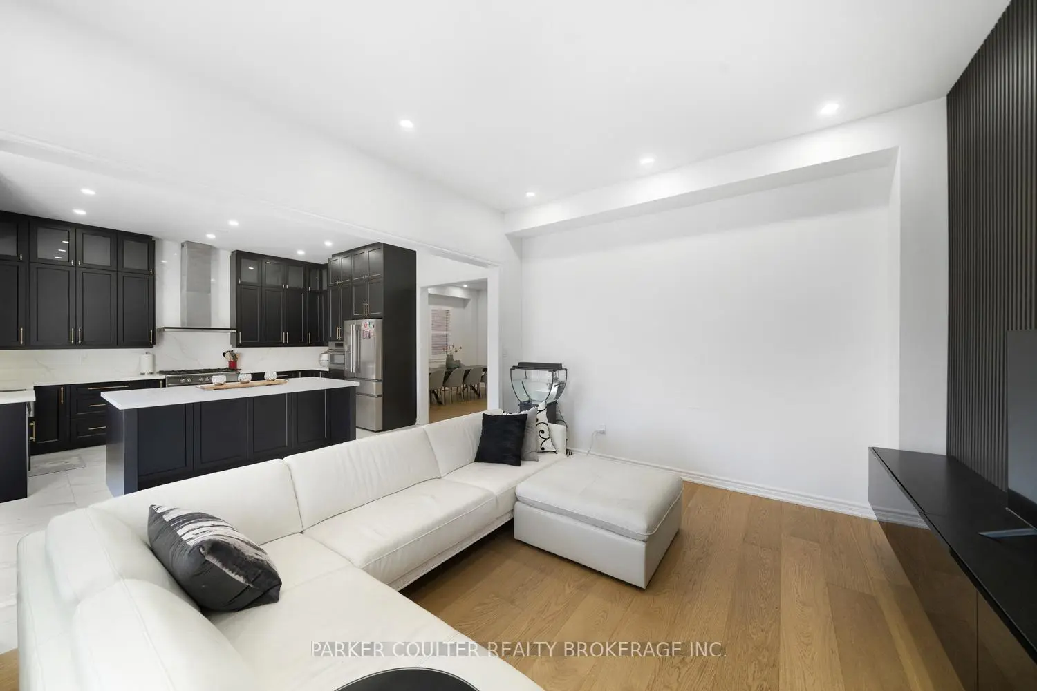 Additional image 8 of 1239 Peelar Crescent