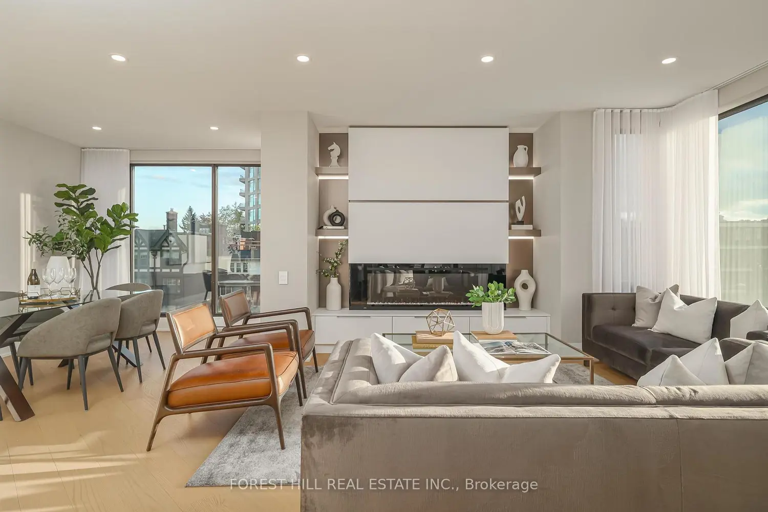342 Spadina Road 301