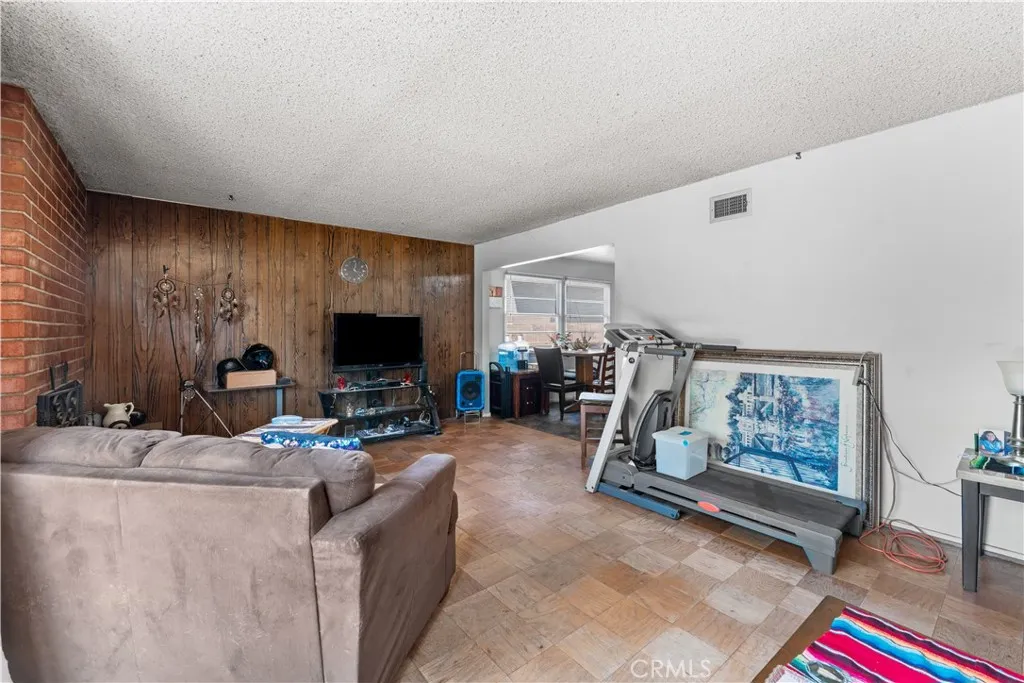 Additional image 20 of 13525 Simshaw Ave, Sylmar, CA 91342