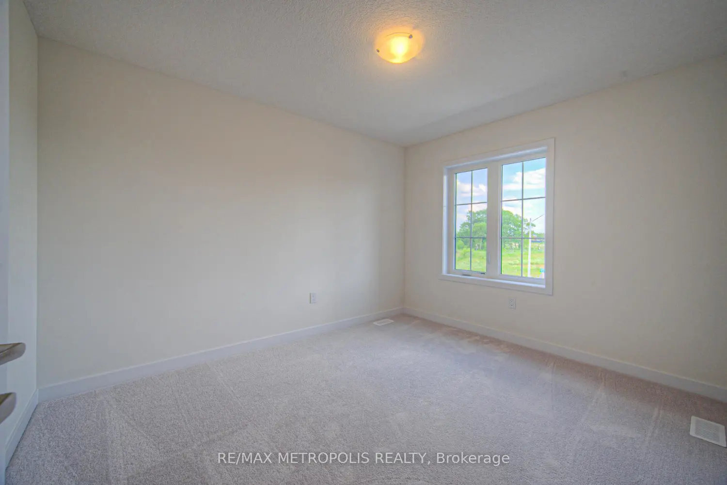 Additional image 13 of 100 Moss Drive