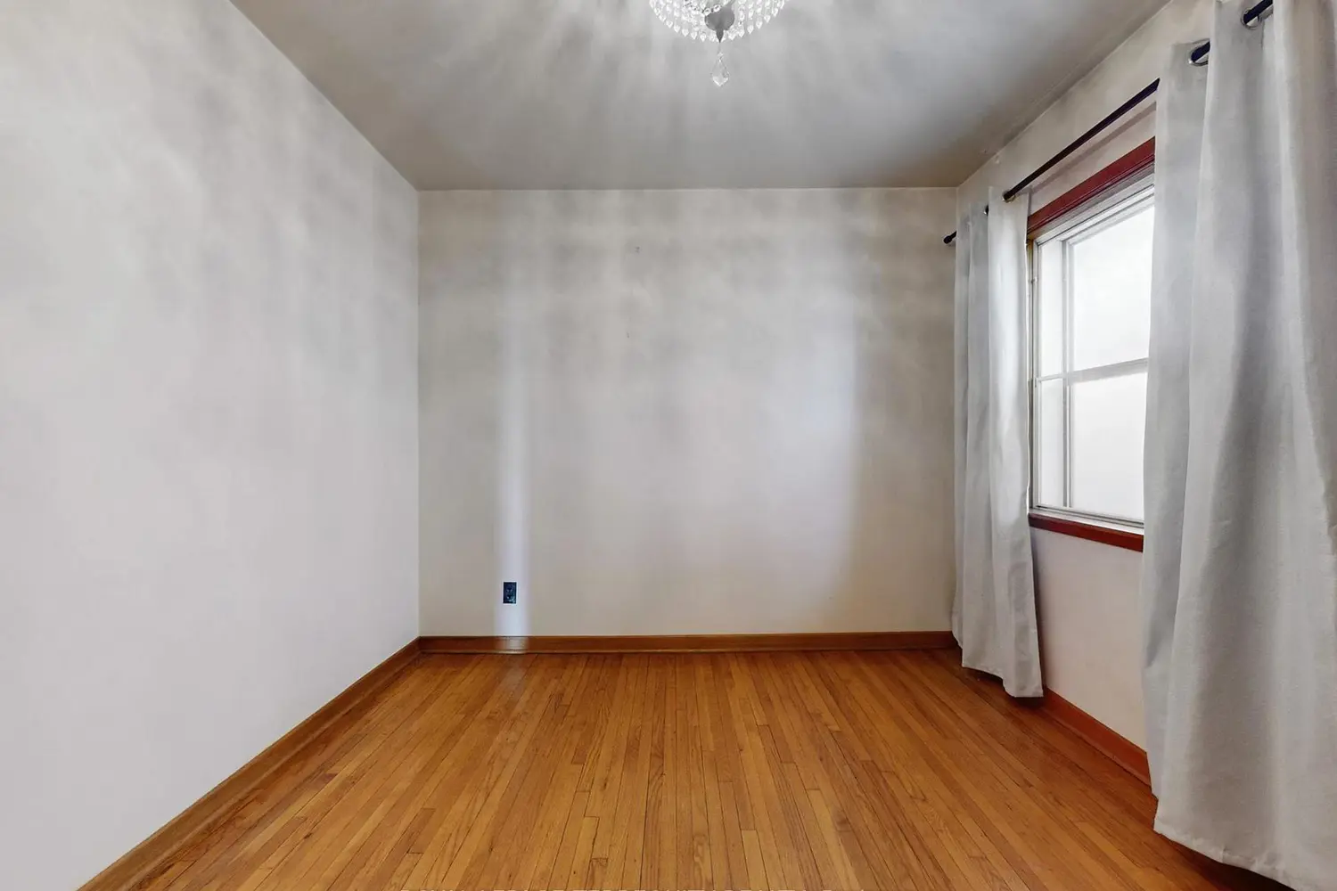 Additional image 14 of 371 Strathmore Boulevard