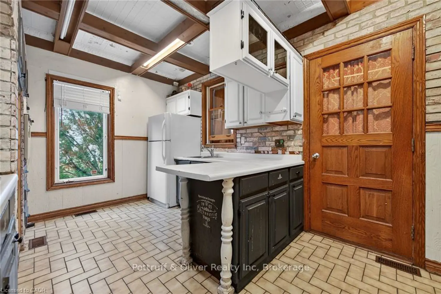 Additional image 18 of 4637 Ellis Street