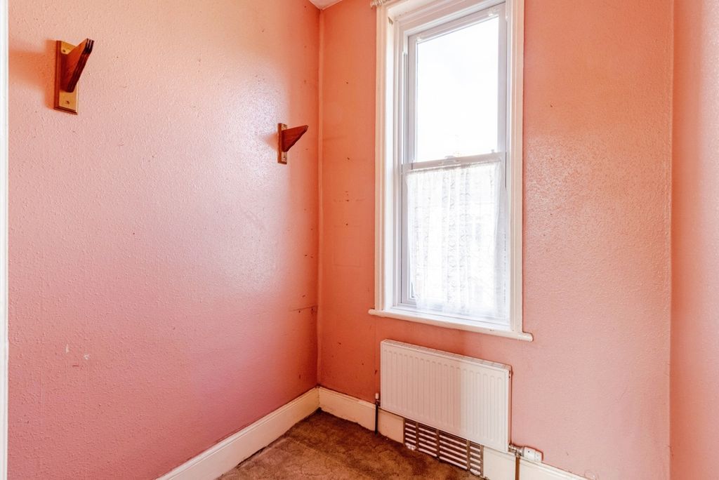 Additional image 11 of 4 bed detached house for saleCollege Grove, Wakefield, West Yorkshire WF1