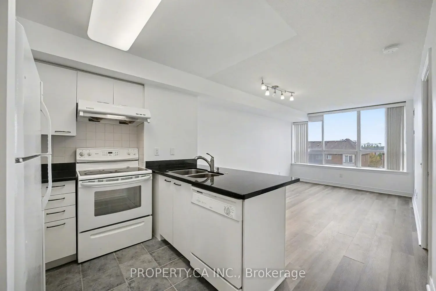 Additional image 11 of 51 Times Avenue 301